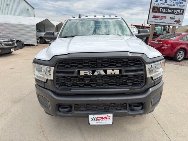 ram ram 3500 chassis cab 2019 3C7WRTCJ8KG529333 image ram ram 3500 chassis cab 2019 3C7WRTCJ8KG529333 image